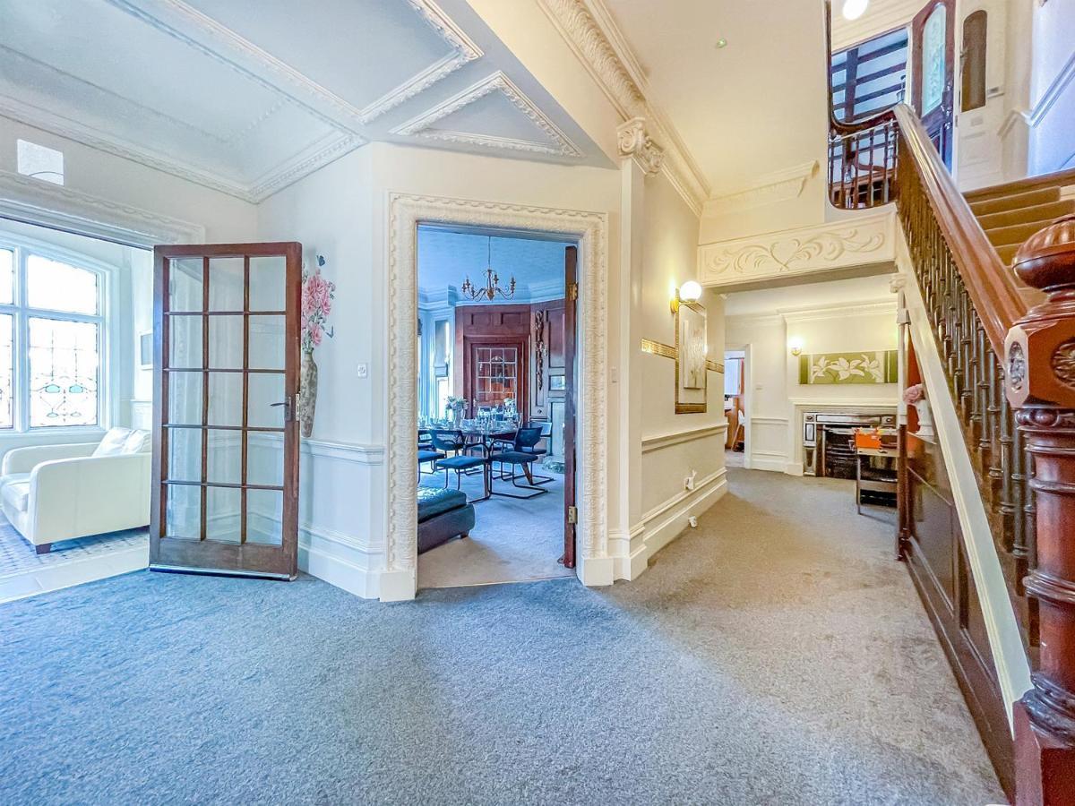 *Rd9Bc* For Your Most Relaxed & Cosy Stay + Free Parking + Free Fast Wifi * Лийдс Екстериор снимка